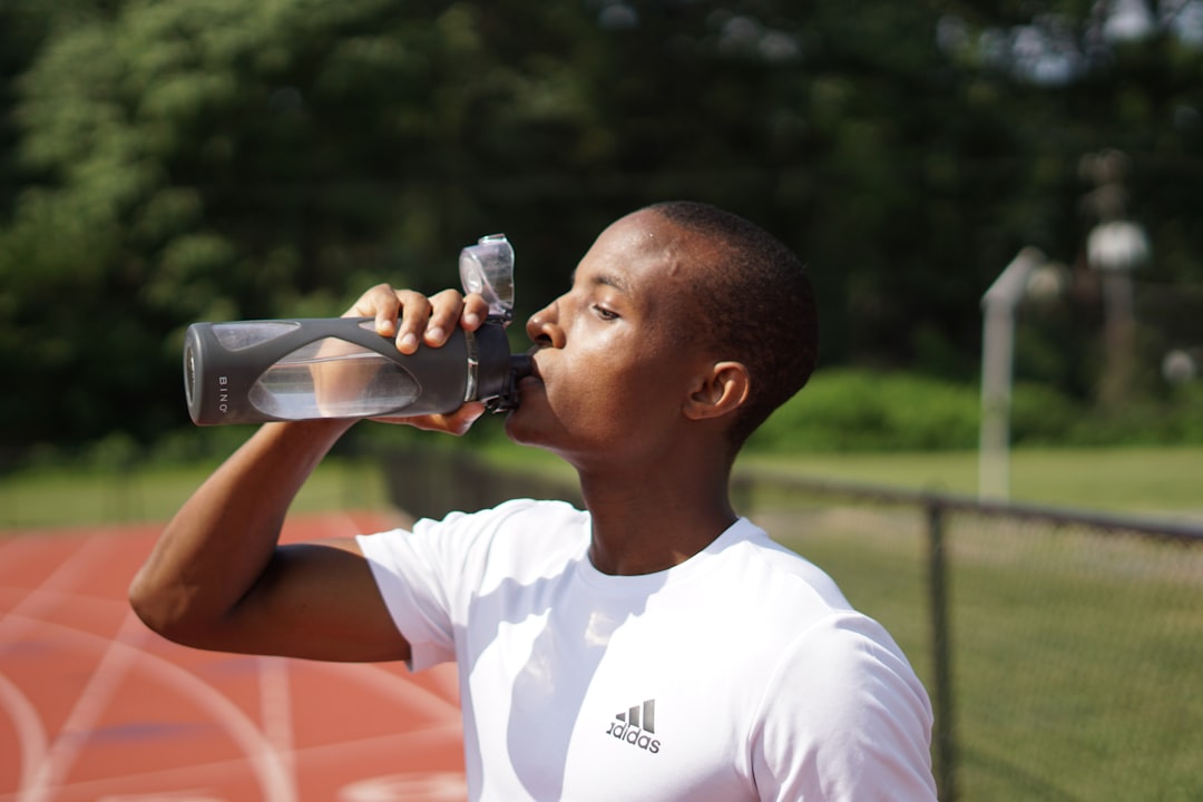5 Simple Tips to Stay Hydrated During Hot Weather Workouts