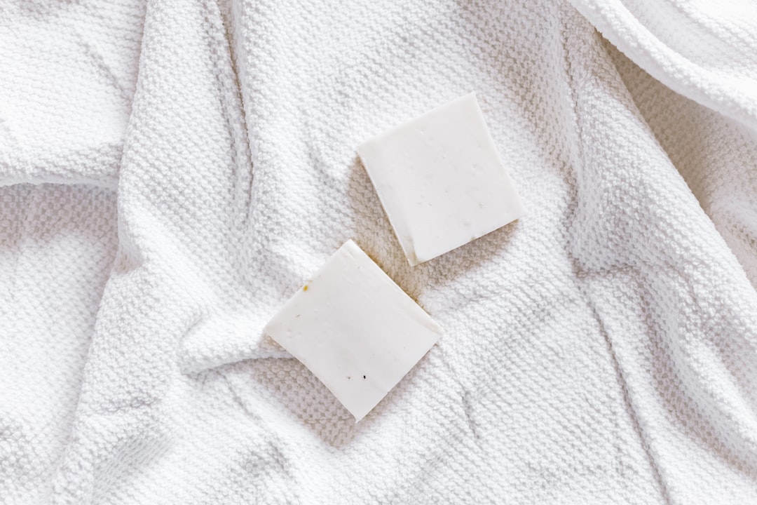The Secret to Wearing White Without Stains or Stress: 5 Game-Changing Tips