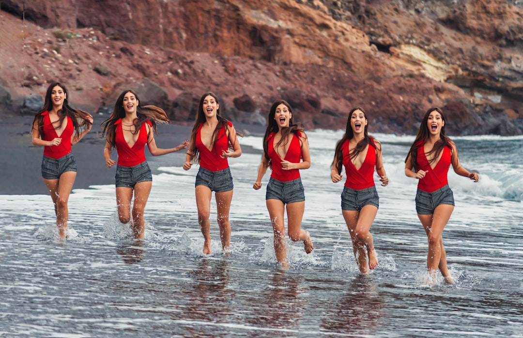 8 Reality TV Contestants Who Secretly Knew Each Other Before Filming