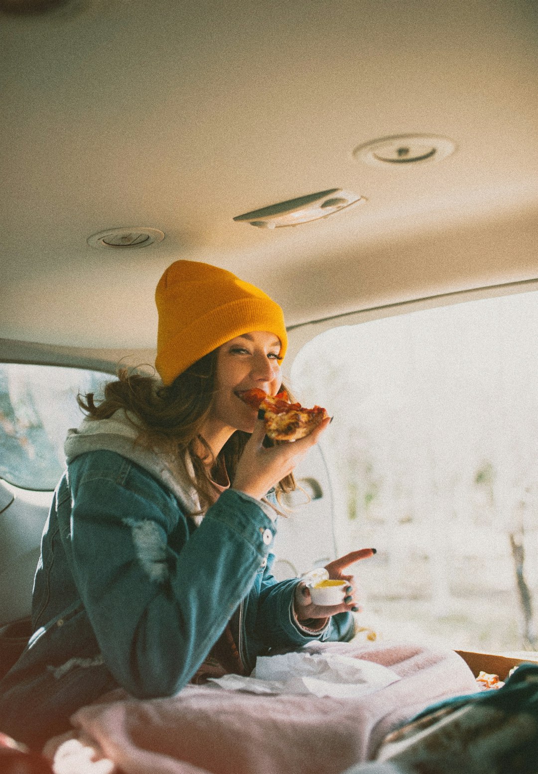How to Eat Well on a Road Trip Without Fast Food or Coolers