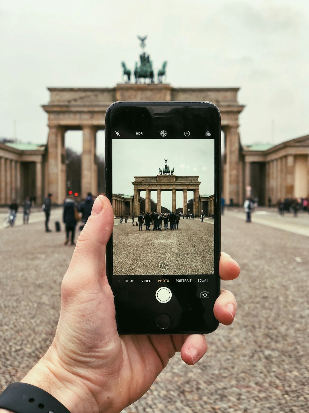 How to Take Better Travel Photos With Just Your Phone – Expert Tips