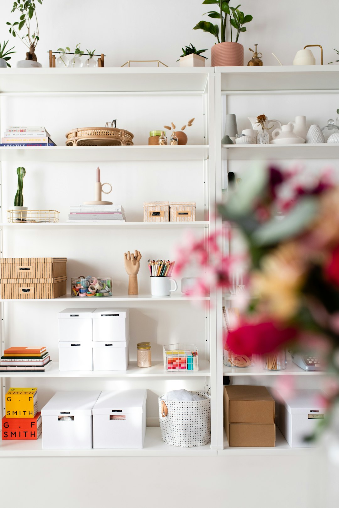 How to Declutter Your Home Without Feeling Overwhelmed – Practical Tips