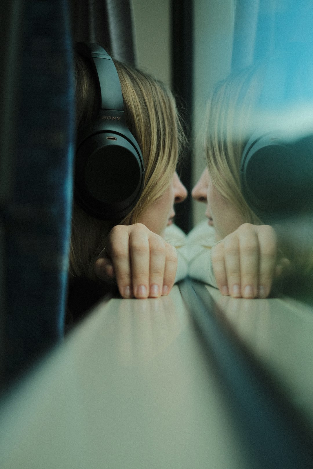 5 Subtle Ways Movie Soundtracks Manipulate Your Emotions