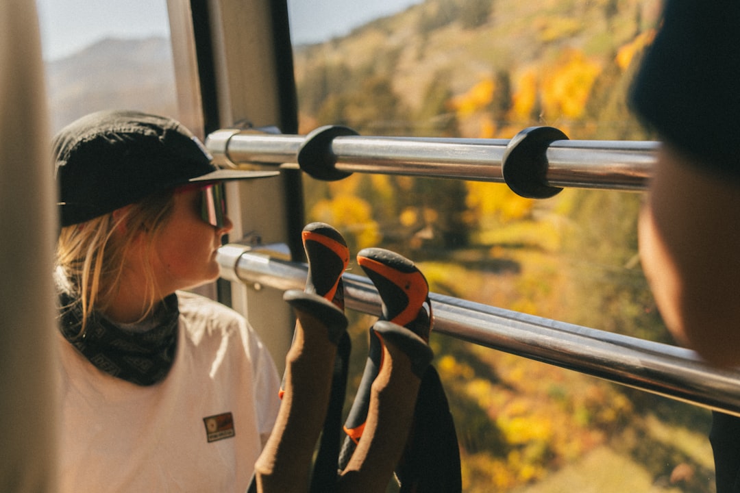 How to Stay Consistent With Fitness When You Travel Often – Practical Tips